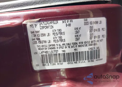 2001 Jeep Cherokee Sport z USA, uszkodzony, nr VIN 1J4FF48S11L517727